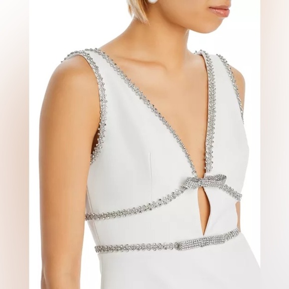 Self-Portrait
Embellished Mini Dress - Picture 2 of 16